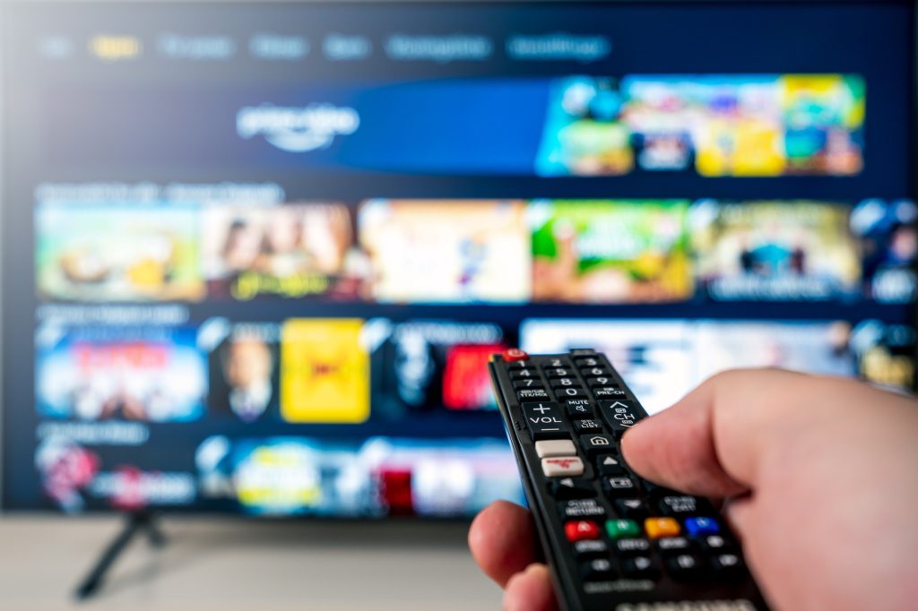 Telewizja online na Smart TV, telefonie i tablecie